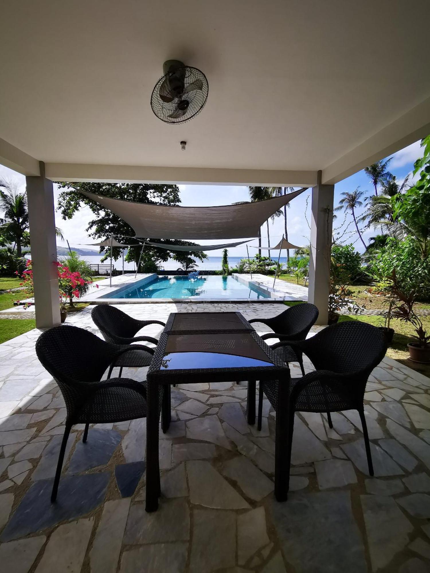 Sunset Cove Beach & Dive Resort Romblon Kültér fotó